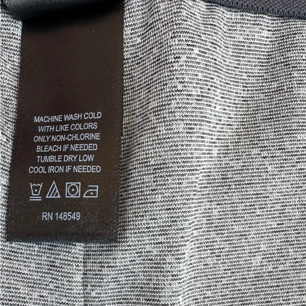 Kenneth Cole Active Dark Gray Athletic shorts compression liner NWT 4X - Picture 11 of 12